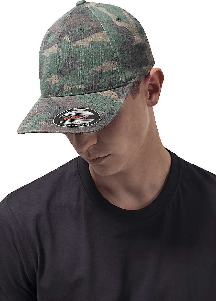 Unisex Brandit | Flexfit Garment Washed Camo Cap Armeegrun